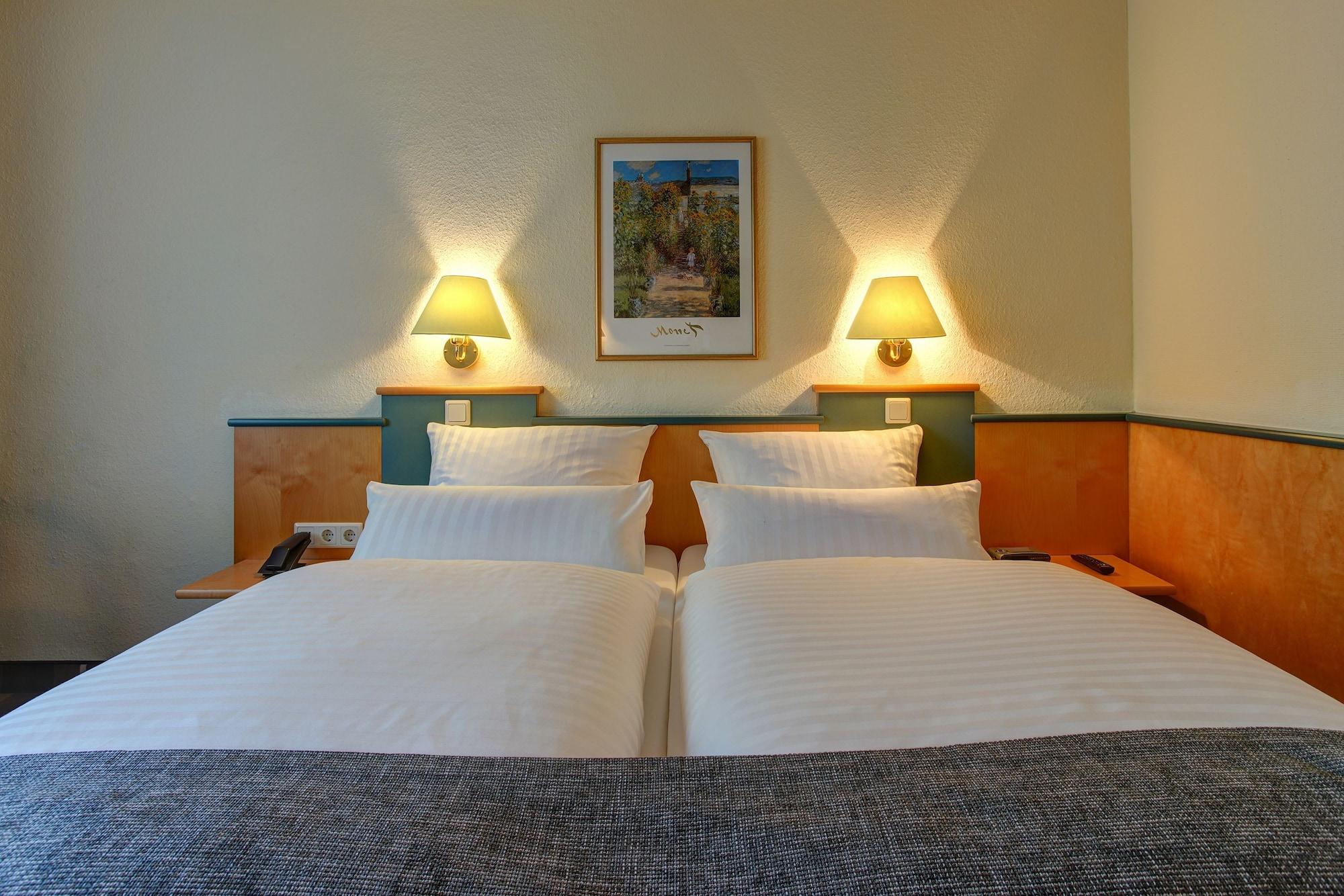 เบสต์ เวสเทิร์น แอมบาสซาเดอร์ โฮเต็ล Hotel ดุสเซลดอร์ฟ ภายนอก รูปภาพ